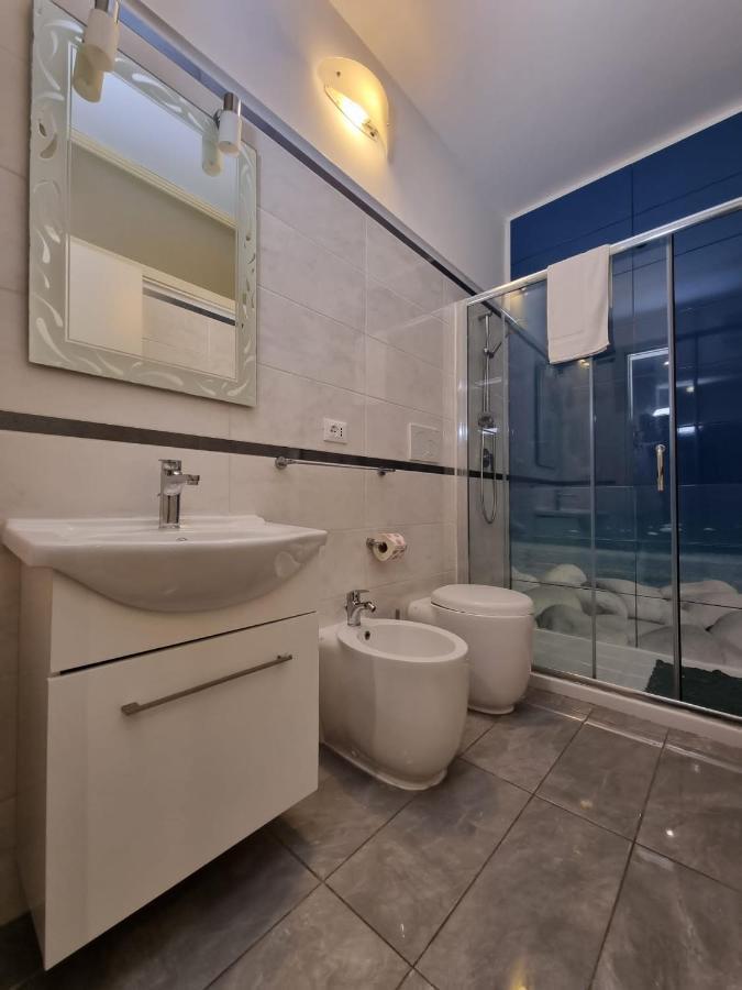 Apartments Amica Taranto Dış mekan fotoğraf