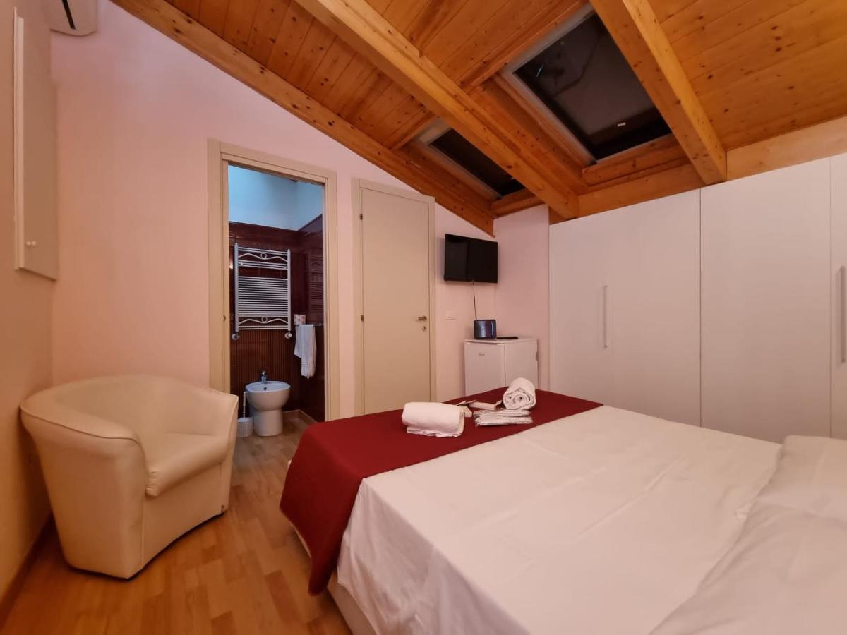 Apartments Amica Taranto Dış mekan fotoğraf