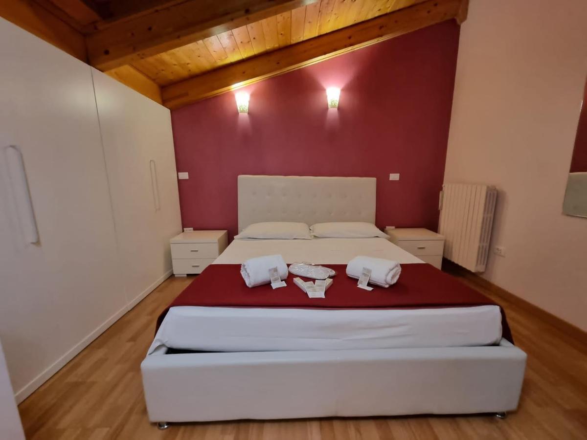 Apartments Amica Taranto Dış mekan fotoğraf